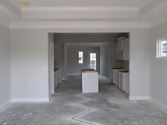 2nd image of 1205 Duns Ln #323-lot 323