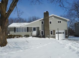 186 Wendover Rd, Rochester, NY 14610