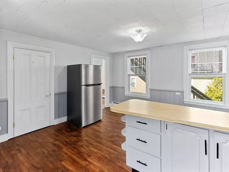 17 Lothrop St #1 — Photo 11