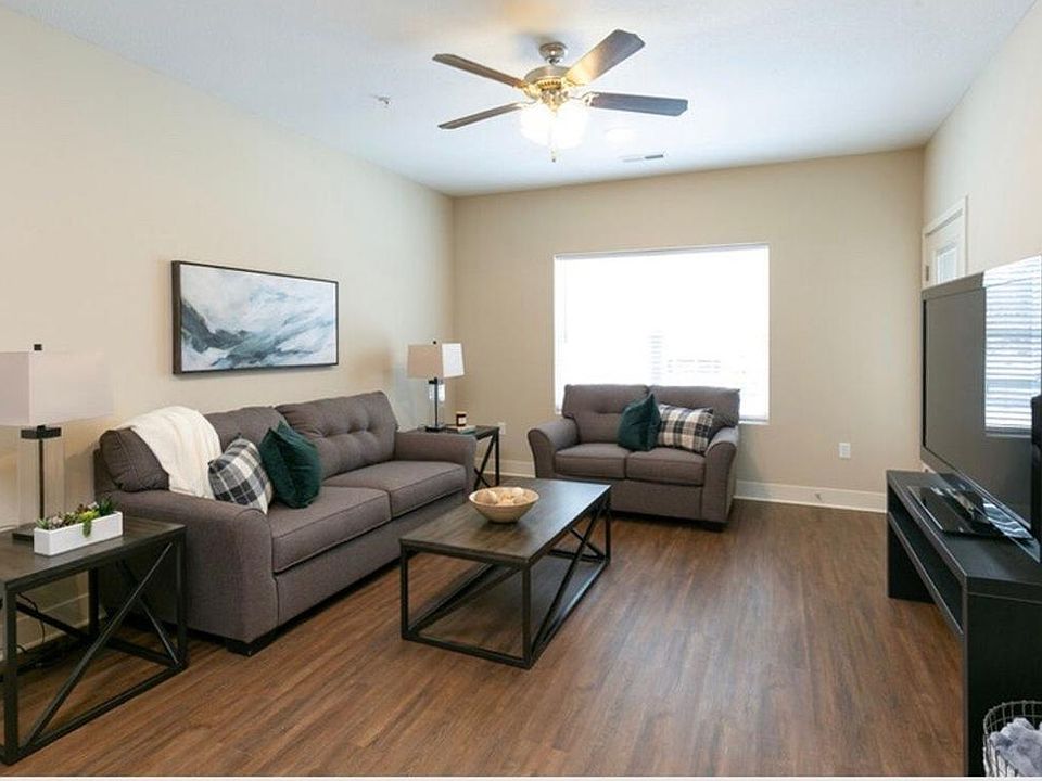 Brighton Crossing Apartment Rentals - Kansas City, MO | Zillow