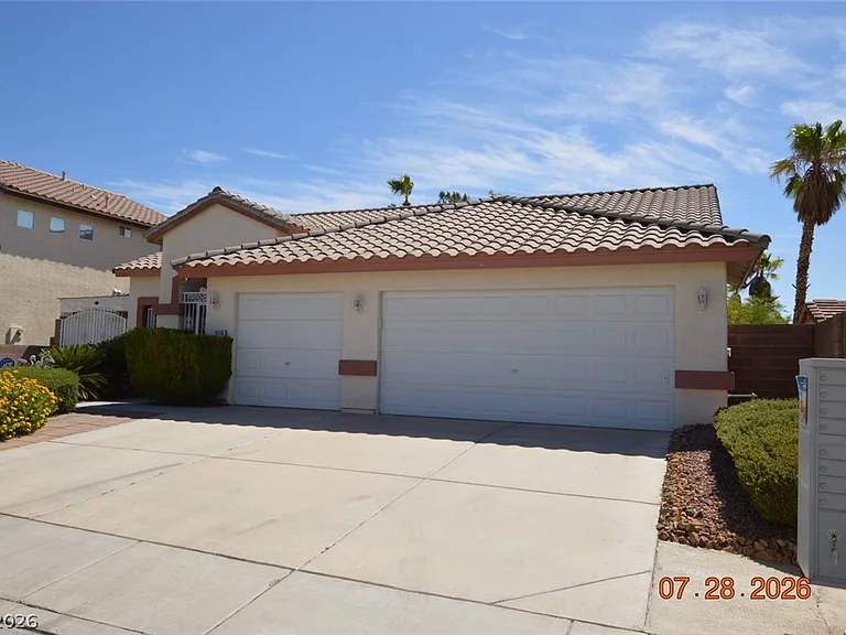 3770 Violet Rose Ct — Photo 3