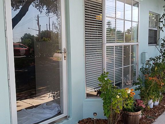 2nd image of 1901 Indian River Blvd Unit 101