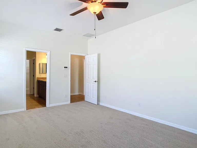 10809 Masters Dr — Photo 4