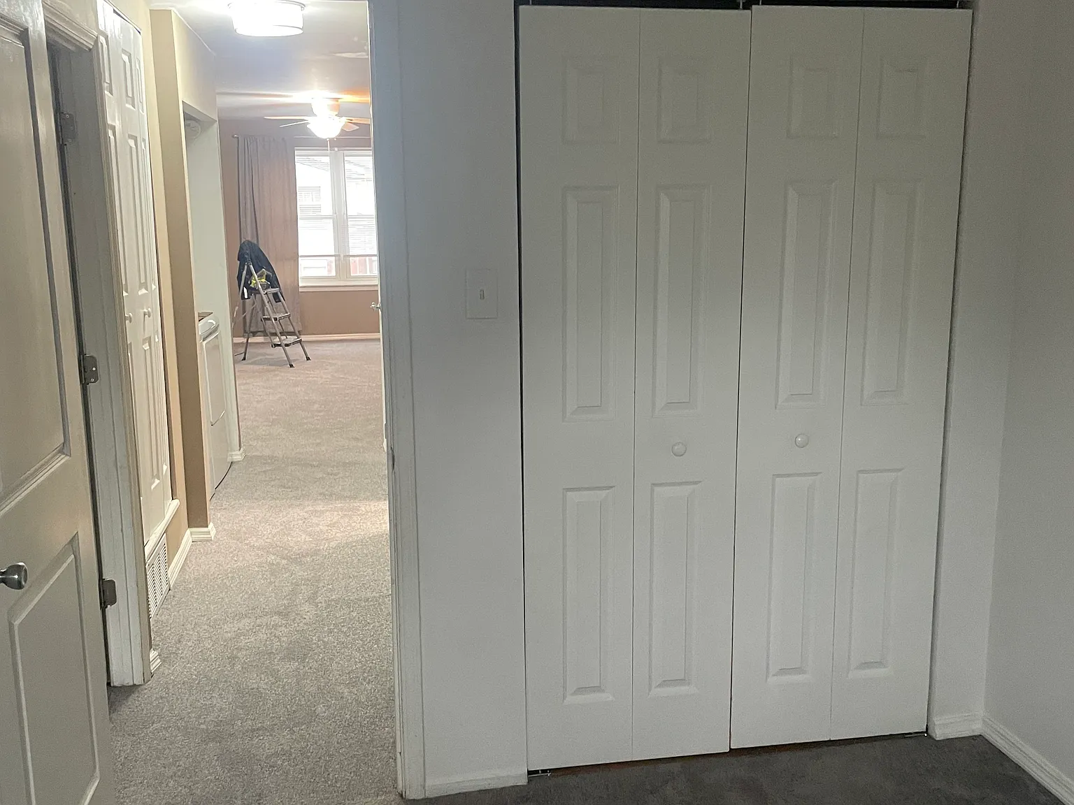 2 bed, 950 sqft, $1,600 — Photo 4