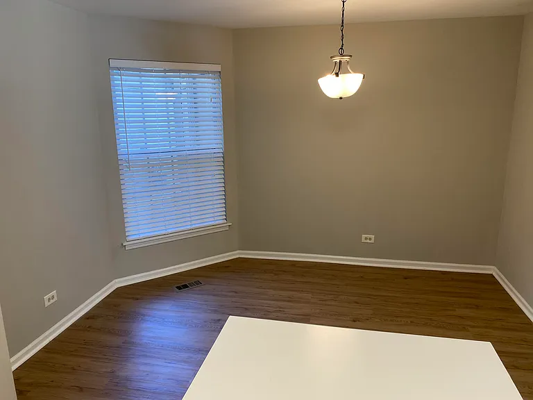 251 Old Oak Ct W — Photo 7