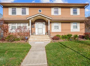 136 Clifton Blvd FLOOR 2, Clifton, NJ 07011