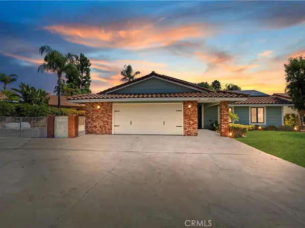 29936 Clear Water Dr, Canyon Lake, CA 92587