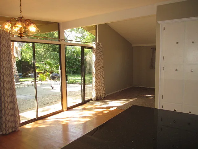 4937 Clear Cir — Photo 7