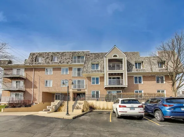 308 Happ Rd APT 106, Northfield, IL 60093