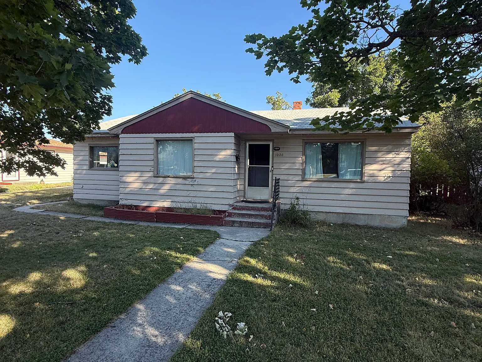 1020 Cleveland St — Photo 1