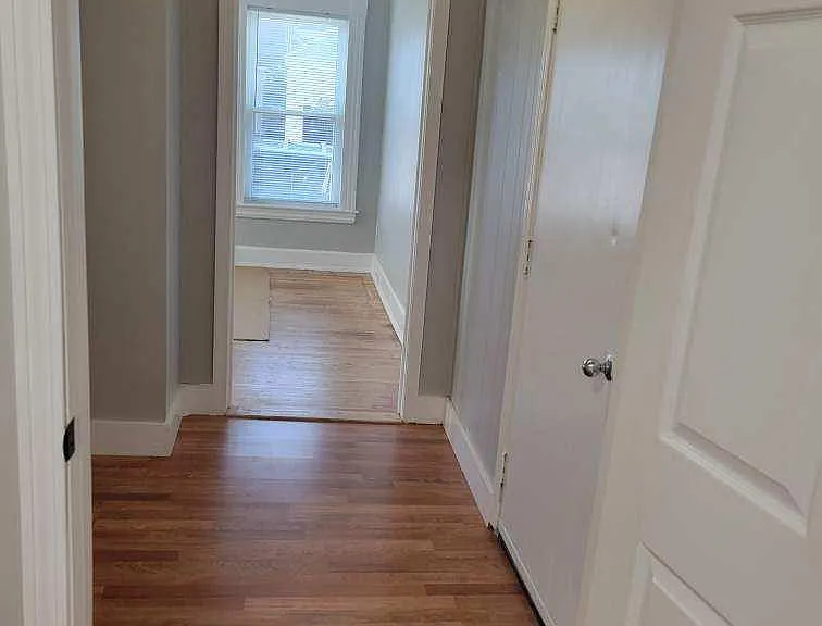 94 Main St #6 — Photo 9