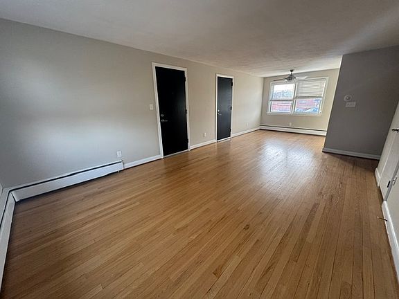 4th image of 57 Sky View Dr APT 3