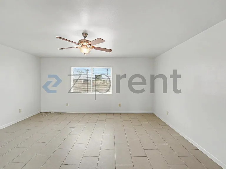 44558 Stanridge Ave — Photo 17