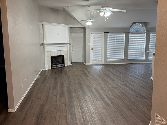 2nd image of 7932 Hill Country Ln