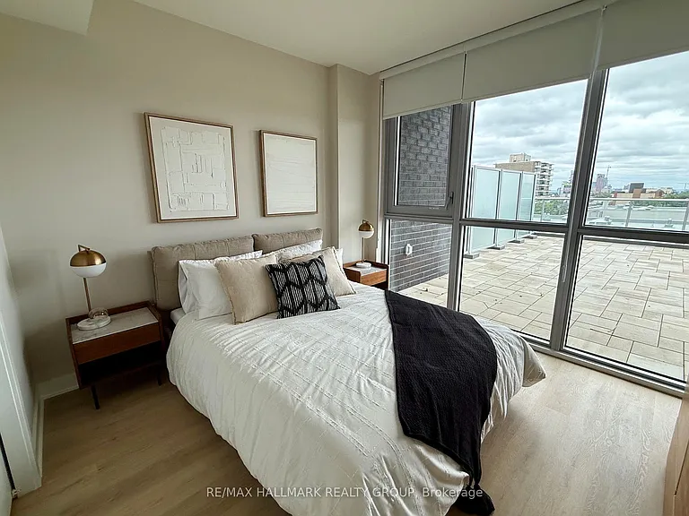 275 Carling Ave #709 — Photo 23