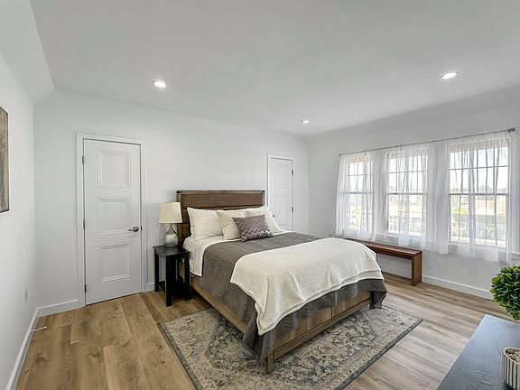 3rd image of 5107 Crenshaw Blvd #5109-1/4