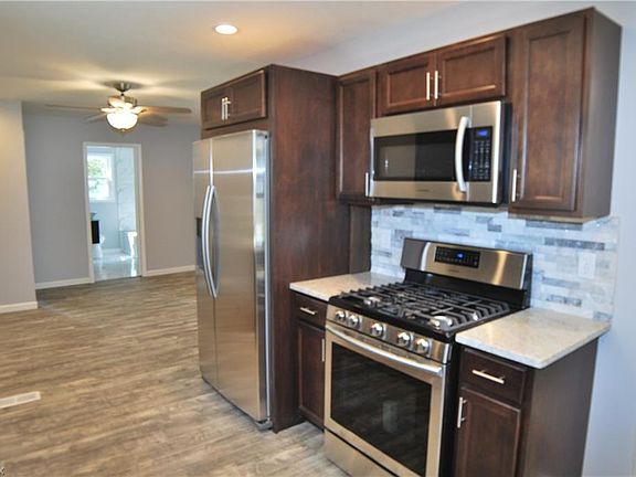 2nd image of 811 Orlando Ave