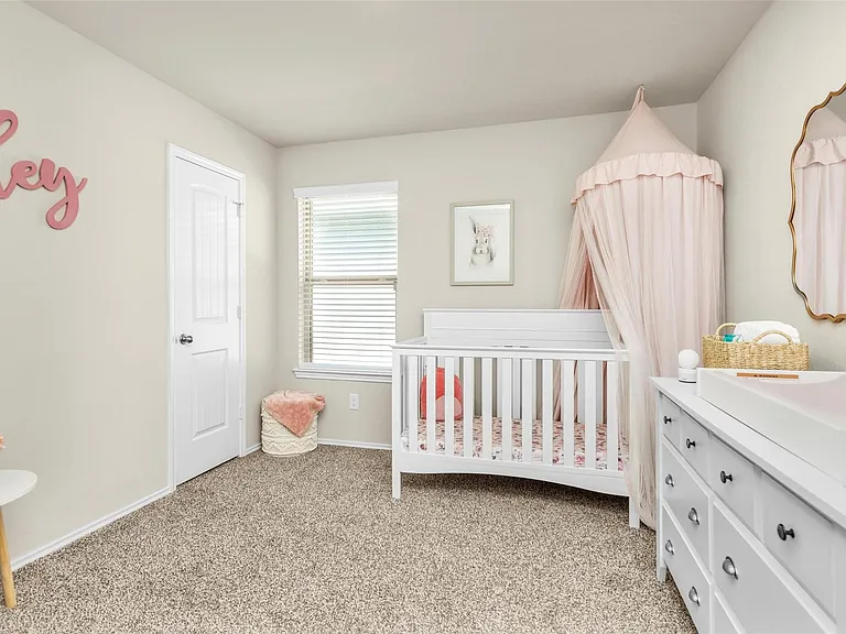 312 Pecos Dr — Photo 31