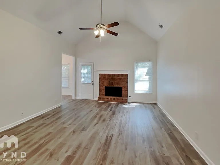 535 Montrachet Ct — Photo 2