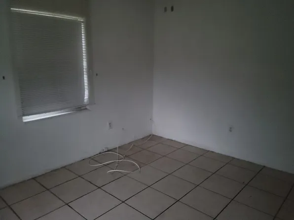 253 E Phoenix St, Lake Placid, FL 33852