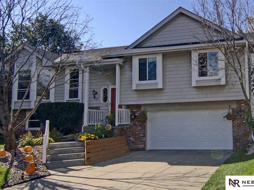 1st image of 15021 California Cir