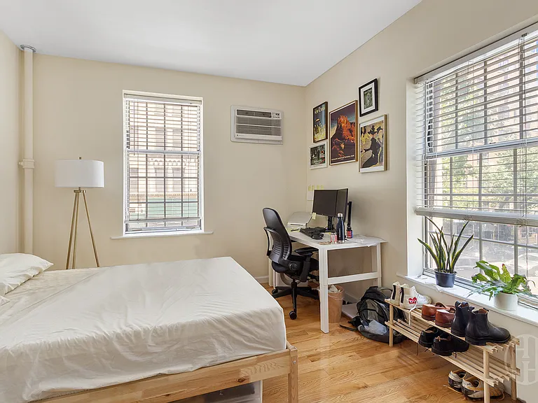 523 3rd Ave #1 — Photo 4