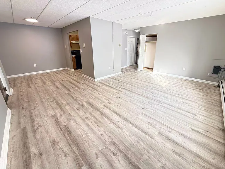 141 Commercial St #2 — Photo 5