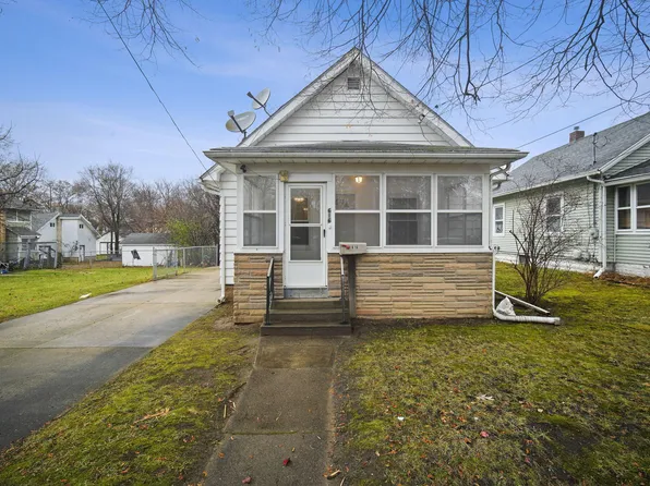 616 Adams St, Jackson, MI 49202