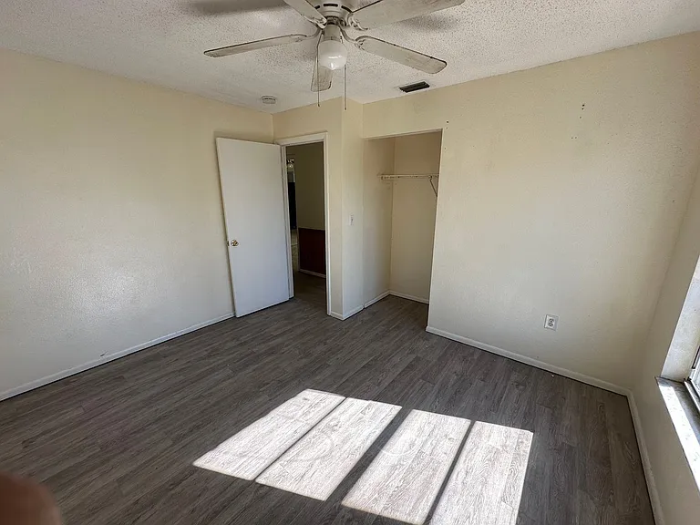 6535 Waterford Cir — Photo 20