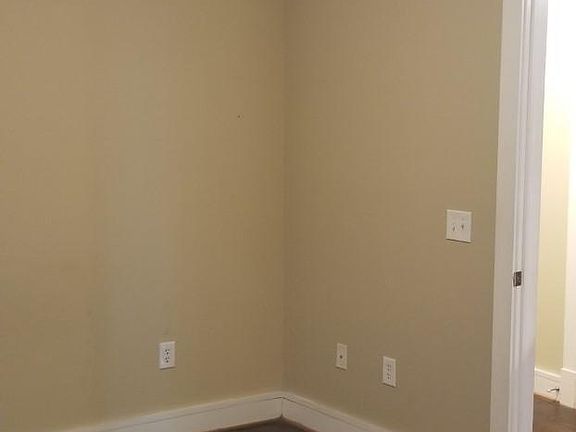 5th image of 505 6th St SW APT 17G