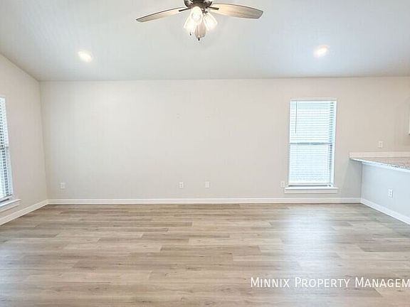 4th image of 3520 Turner Ave