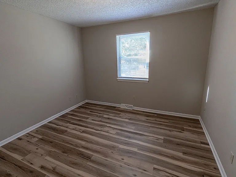 3716 Hermitage Rd #1 — Photo 20
