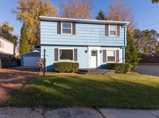 813 Western Ave, Waukesha, WI 53188
