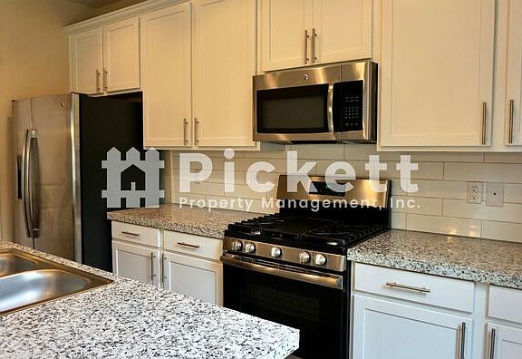 5th image of 10338 White Deer Pl NW