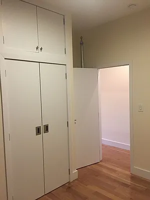 Rented by Sky Management | media 29