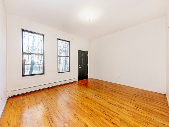 5th image of 436 E 120th St