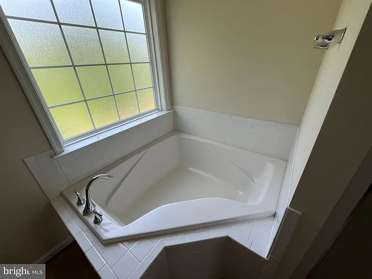 47 Summerfield Ln — Photo 13
