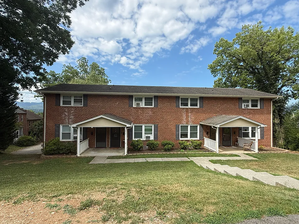 315 Richfield Ave #2