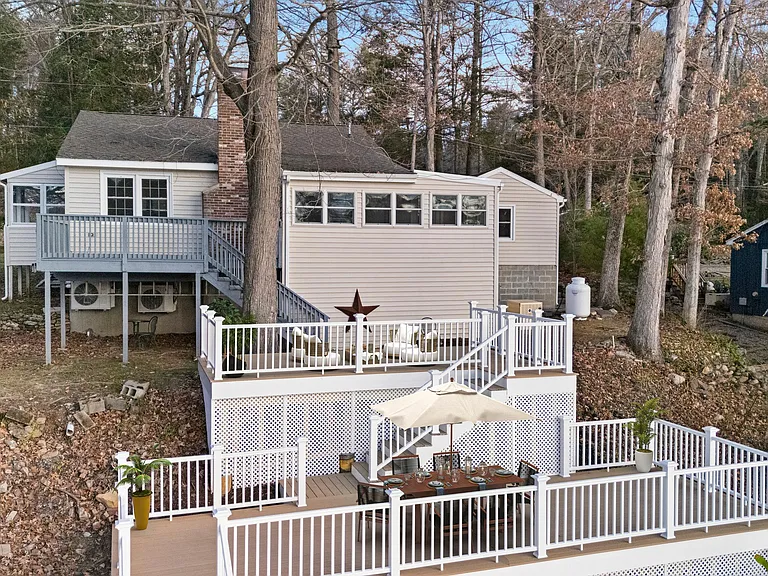 60 Indian Spring Rd — Photo 2