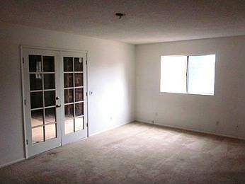5th image of 33860 Beverly Dr