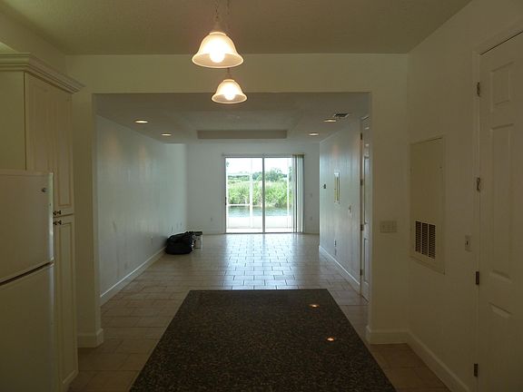 4th image of 644 Cornerstone Dr