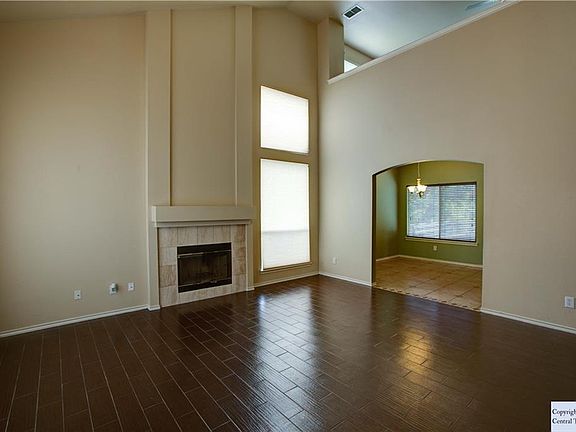 2nd image of 1176 Berry Creek Dr