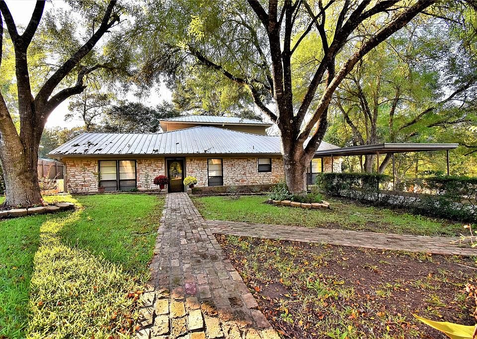 1st image of 102 Greencliff Dr