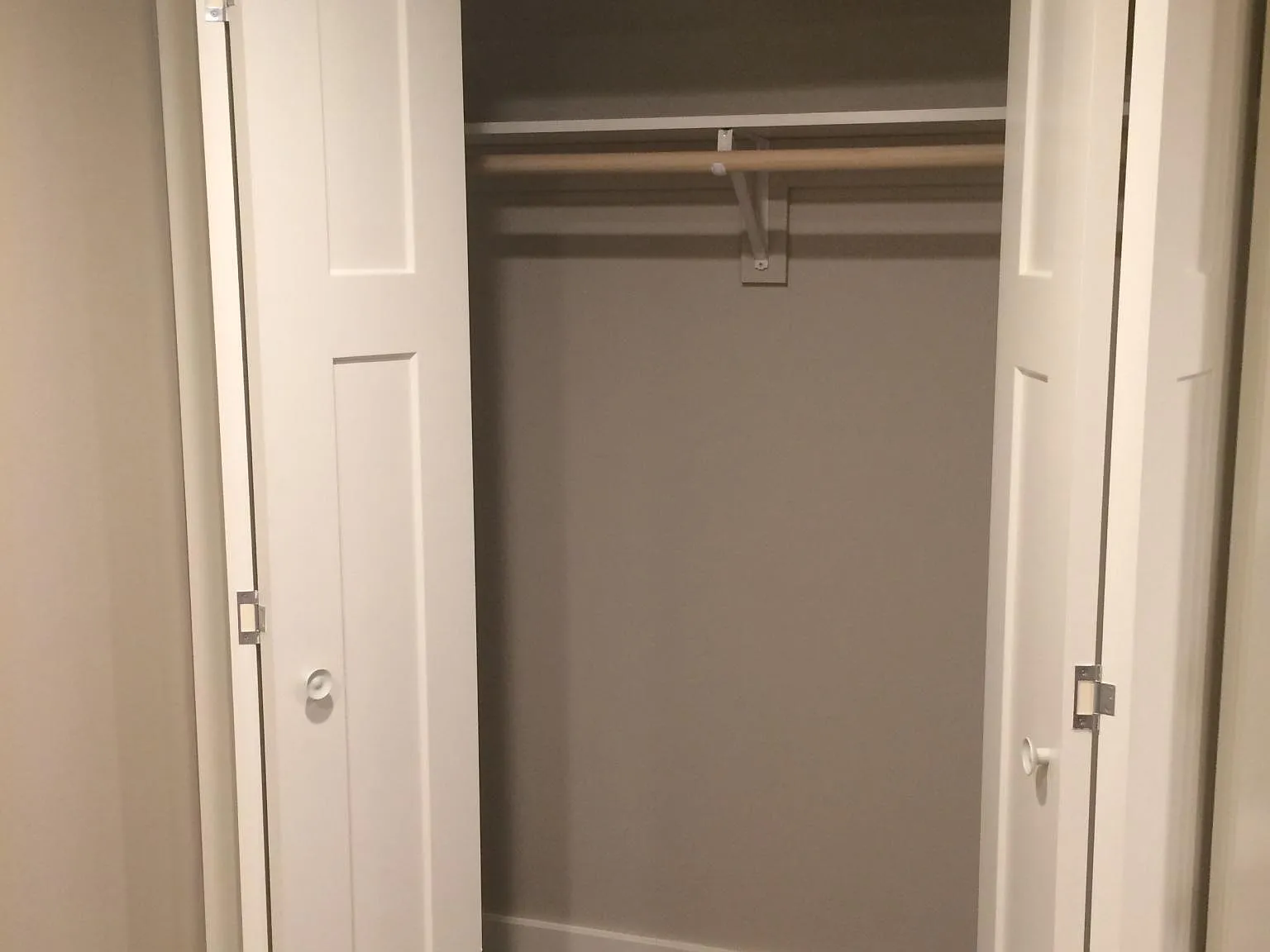 2 bed, 950 sqft, $1,875 — Photo 4