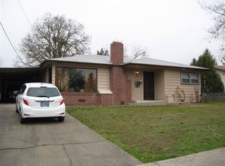 316 NE Mead St, Grants Pass, OR 97526