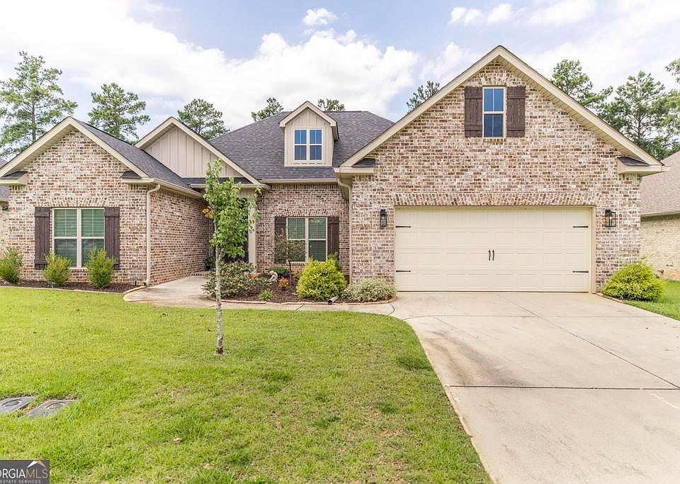 1st image of 104 Gracetree Way