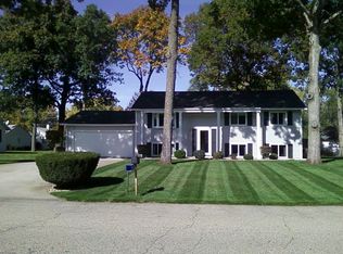 23537 Forestview Ave, Elkhart, IN 46517