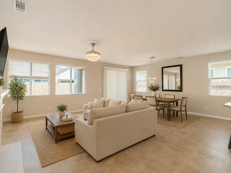 3556 Cordova Ave — Photo 3
