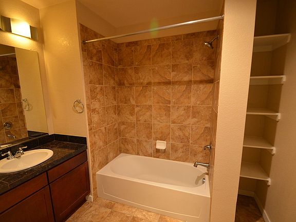 5th image of 3101 Blake St Unit 102