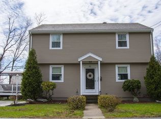55 Barrows St, Somerset, MA 02725